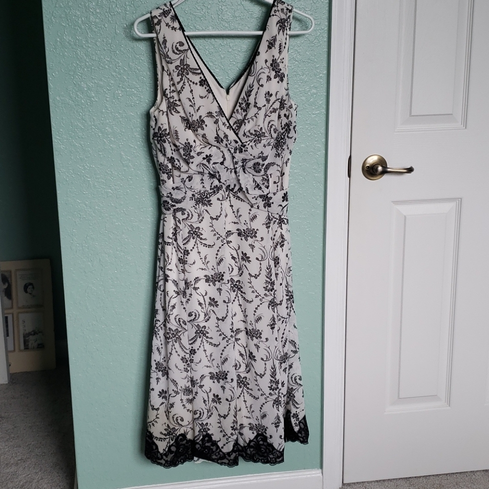 Ladies dress